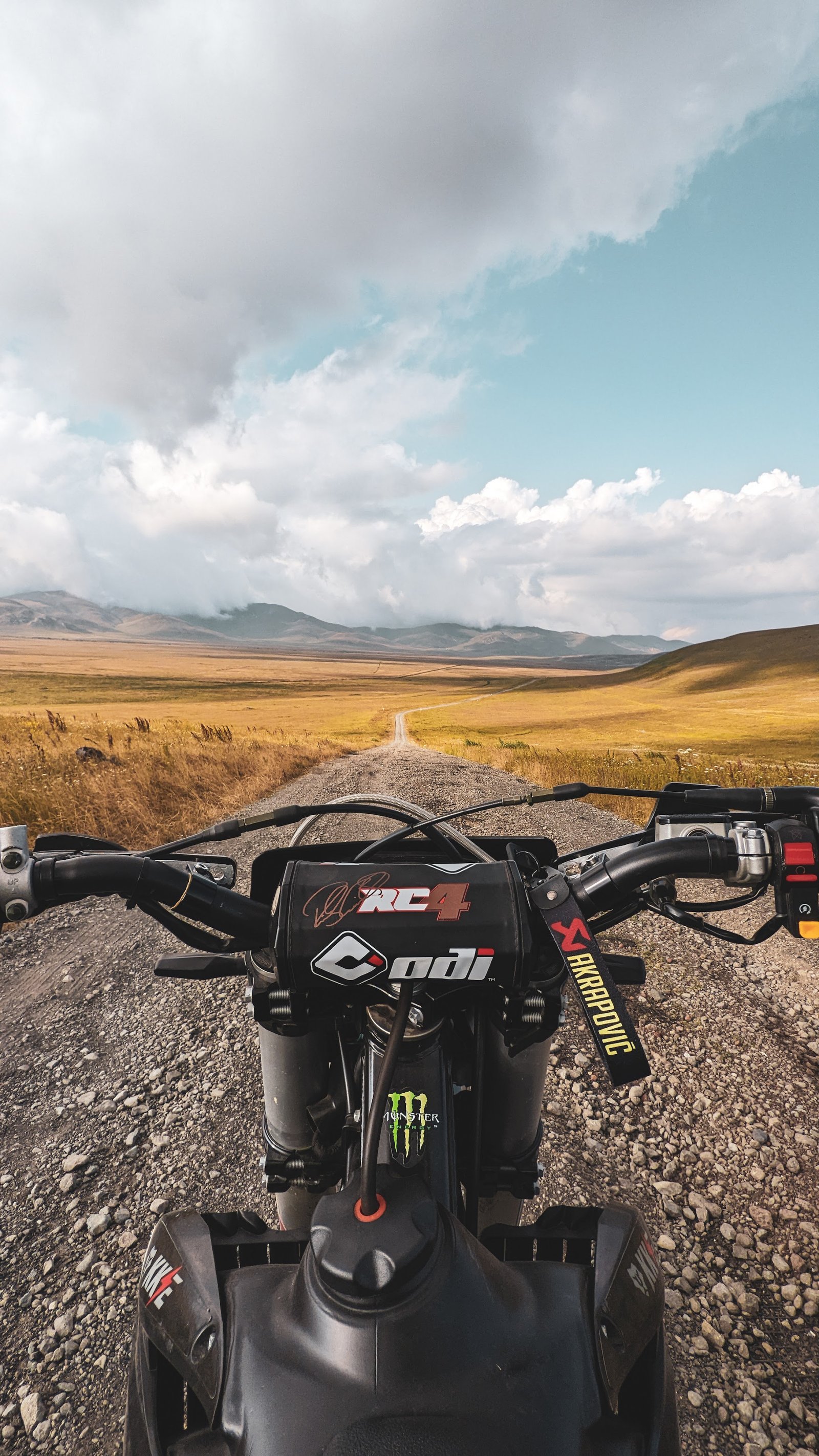 Enduro riding in Svaneti 9